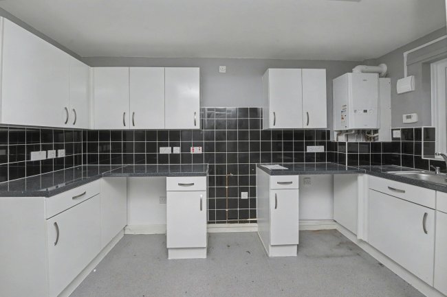 17 Mallard Walk, Sidcup, Kent, DA14 6SG 1