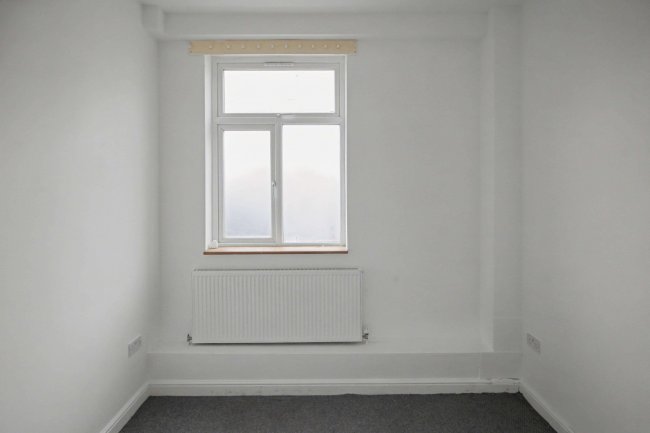 Flat A, 61 Bohemia Road, St. Leonards-on-Sea, TN37 6RG 2