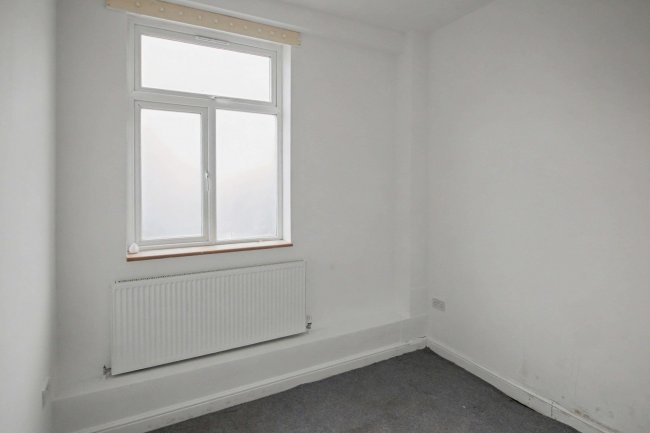 Flat A, 61 Bohemia Road, St. Leonards-on-Sea, TN37 6RG 2