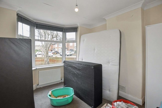 20 Clarence Road, Bexleyheath, London DA6 8ER 9