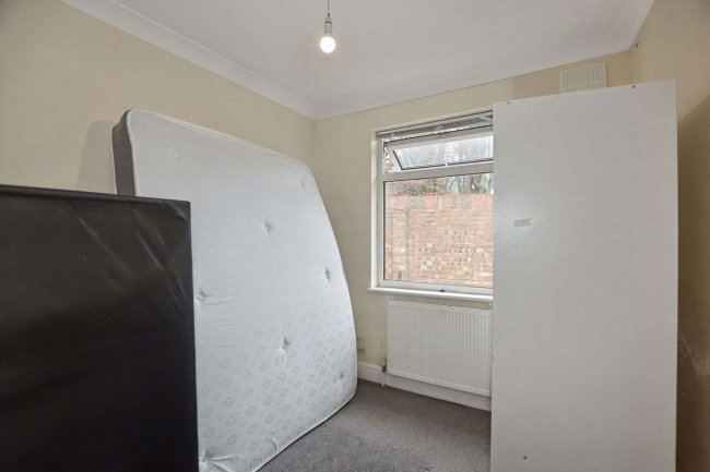 20 Clarence Road, Bexleyheath, London DA6 8ER 9