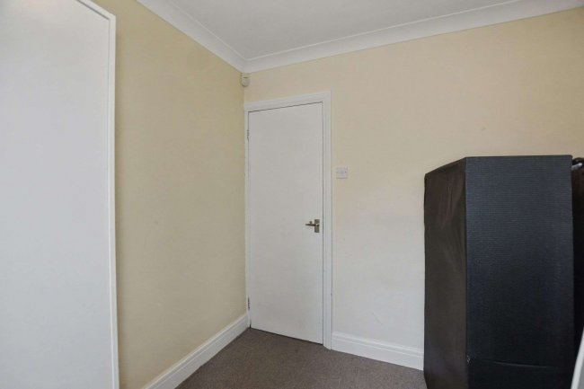 20 Clarence Road, Bexleyheath, London DA6 8ER 9