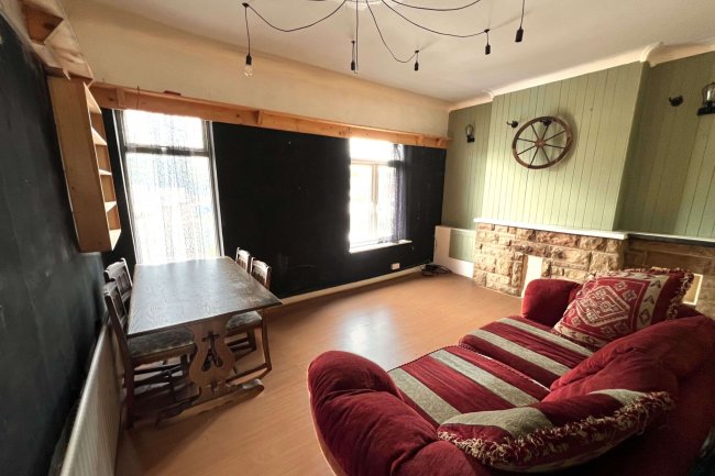 35 Cromford Road, Nottingham, NG16 4EF 17