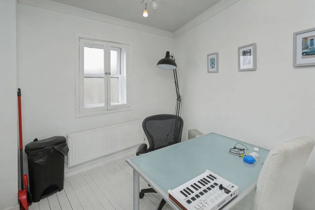 78 Clarence Road, Manor Park, London, E12 5BH 9