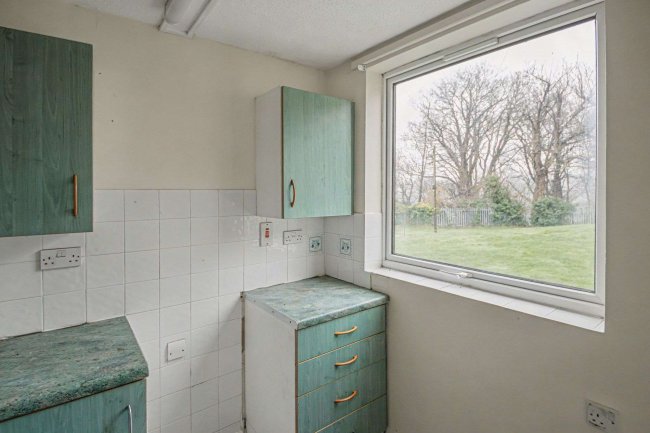 51 Waiblingen Way, Devizes SN10 2BW 4