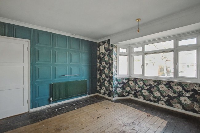 131 Glenhurst Avenue, Bexley, Kent, DA5 3QQ 1