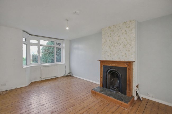 131 Glenhurst Avenue, Bexley, Kent, DA5 3QQ 1