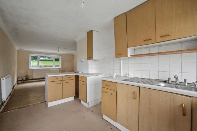 21 Chenies Close, Tunbridge Wells, Kent, TN2 5LL 4