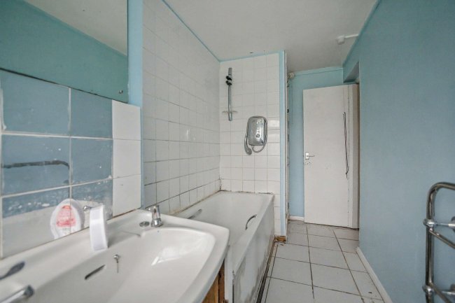 21 Chenies Close, Tunbridge Wells, Kent, TN2 5LL 4