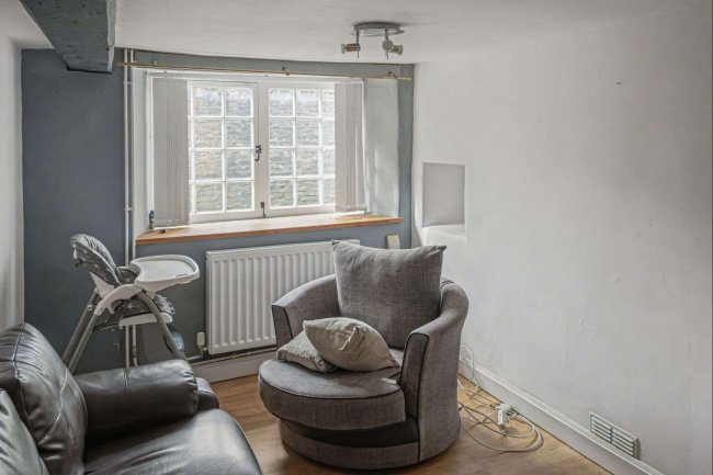 18 York Street, Frome, BA11 3DG 10