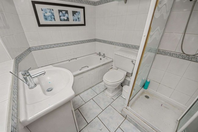 18 York Street, Frome, BA11 3DG 10