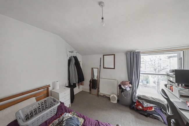 19 Louisville Road, Tooting, London SW17 8RL 4