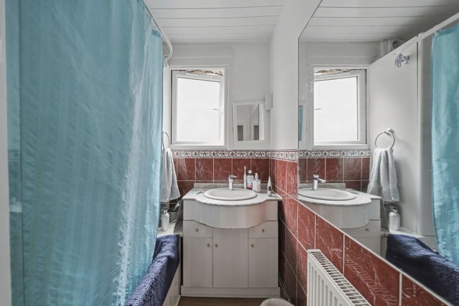 19 Louisville Road, Tooting, London SW17 8RL 4