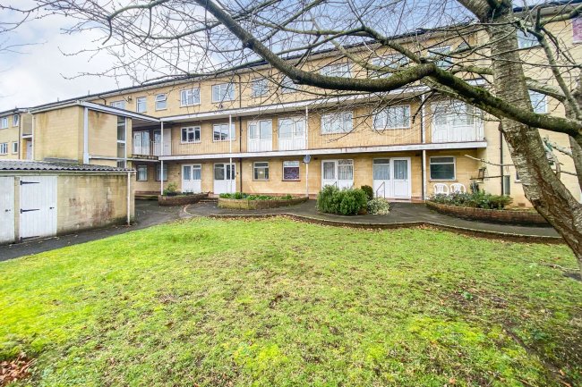 13 Home Close, Newlands Road, Corsham, Wiltshire, SN13 0BE 5