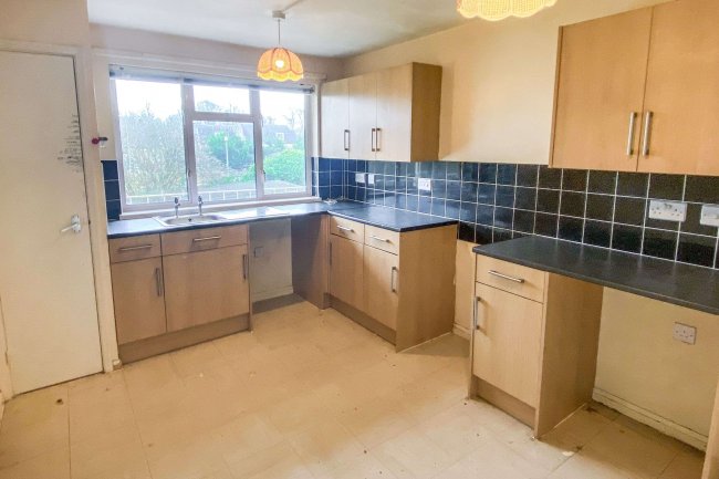 13 Home Close, Newlands Road, Corsham, Wiltshire, SN13 0BE 5