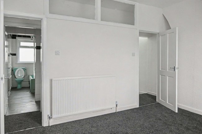 118 Johnston Street, Blackburn, Lancashire, BB2 1HY 4