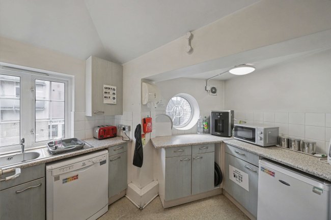 Key House, 106 High Street, Yiewsley, West Drayton, UB7 7BQ 4