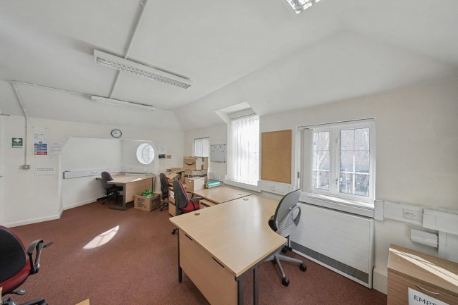 Key House, 106 High Street, Yiewsley, West Drayton, UB7 7BQ 4