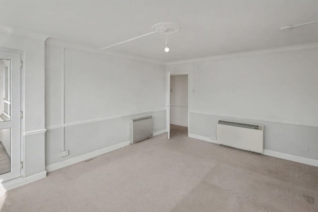 Flat 234, Haynes Park Court, Hornchurch, RM11 2DG 8