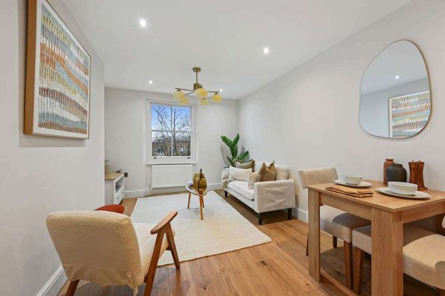 53d Tavistock Road, London, Notting Hill, W11 1AR 1