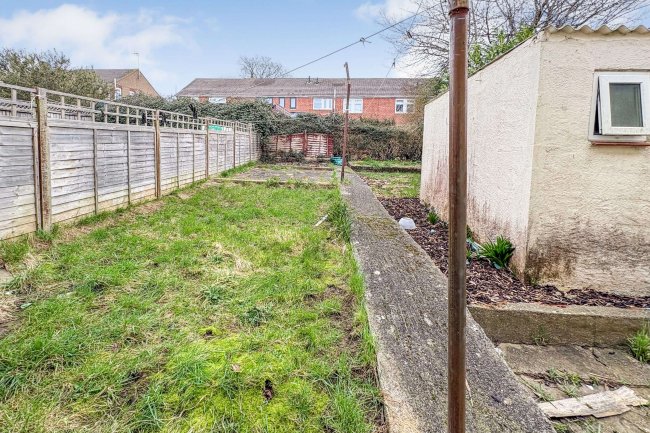 36 St Patricks Road, Yeovil, Somerset, BA21 3EX 8