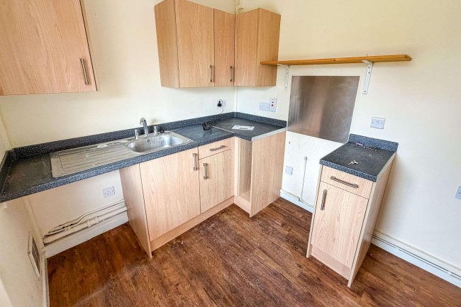 Flat 29 Sheldon Road, Chippenham, Wiltshire, SN14 0BP 2