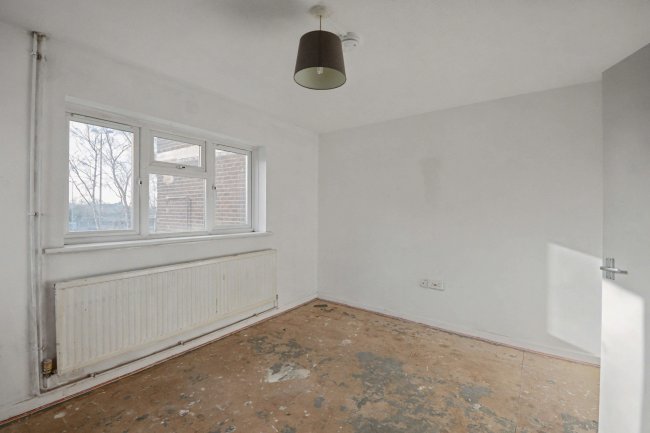 15 Hall Road, Eynesbury, St. Neots, Cambridgeshire, PE19 2SF 7
