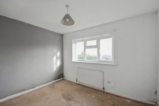 15 Hall Road, Eynesbury, St. Neots, Cambridgeshire, PE19 2SF 7