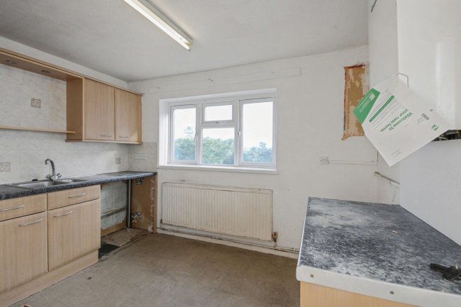 15 Hall Road, Eynesbury, St. Neots, Cambridgeshire, PE19 2SF 7