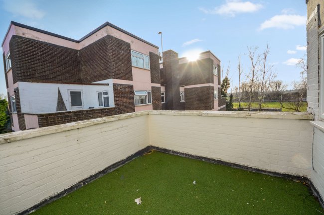 15 Hall Road, Eynesbury, St. Neots, Cambridgeshire, PE19 2SF 7