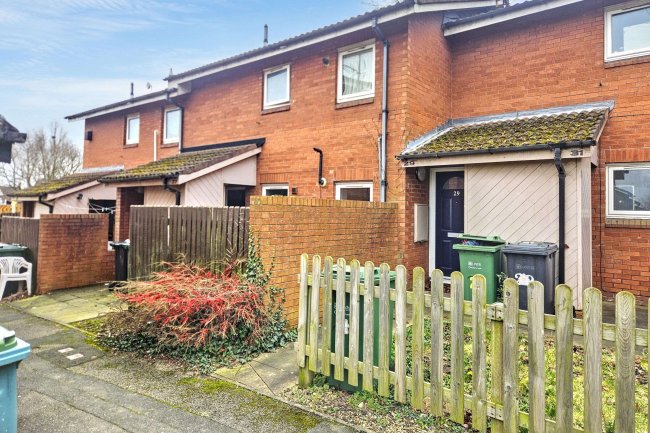 27 Highlands Close, Stourton, Leeds, West Yorkshire, LS10 4RN 7