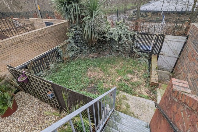 25 Stratford Road, Newcastle Upon Tyne, Tyne And Wear, NE6 5PB 5