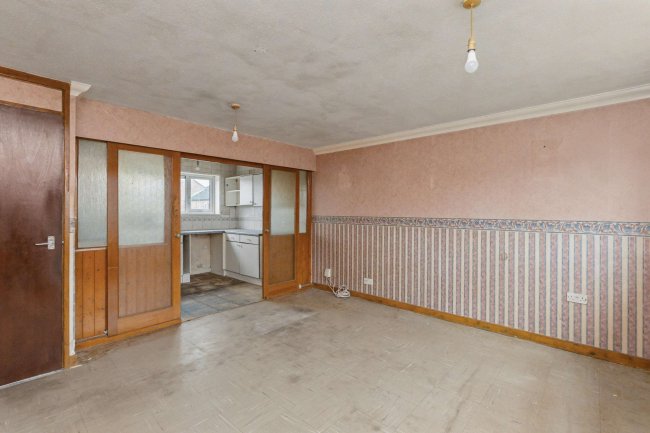 2 The Wharfe, Bedford, Bedfordshire, MK41 7XP 6