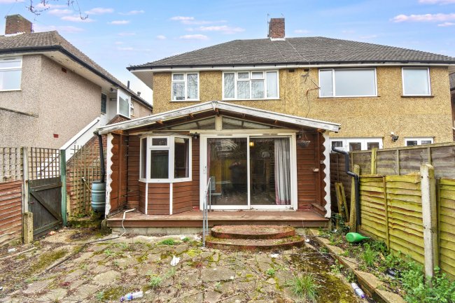 41 Bramley Close, Whitton, Twickenham TW2 7ET 3