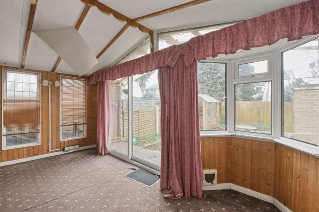 41 Bramley Close, Whitton, Twickenham TW2 7ET 3