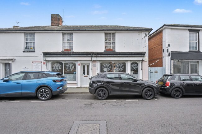 Flat 1, 19-23 High Street, Colchester, Essex, CO7 0AG 8