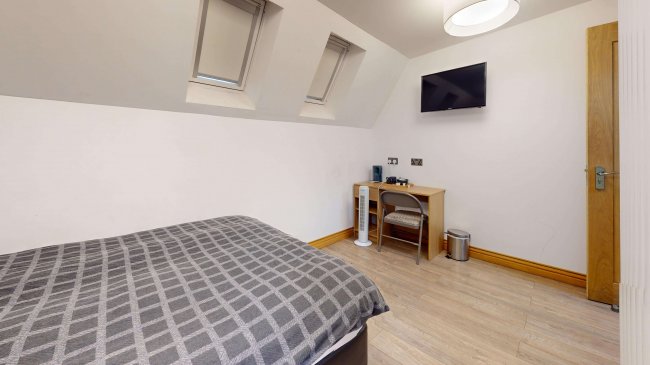 The Burren London Hotel, 174 Church Road, London, NW10 9NH 15