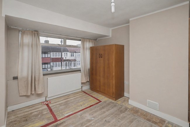 110 Somerset Road, Enfield, EN3 6HU 6