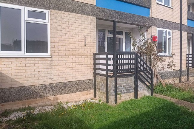 2 Icknield House, River Way, Andover SP10 5HB 9