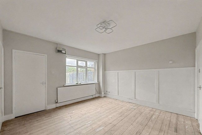 155 Campbell Road, Eastleigh, Southampton, SO50 5AB 7