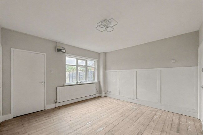 155 Campbell Road, Eastleigh, Southampton, SO50 5AB 7