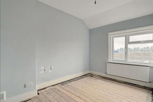 155 Campbell Road, Eastleigh, Southampton, SO50 5AB 7