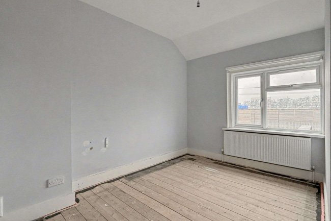 155 Campbell Road, Eastleigh, Southampton, SO50 5AB 7