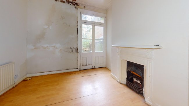 43 Dinsmore Road, Balham, London, SW12 9PT 10