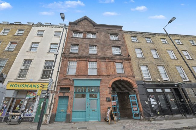 Flat 1, 7A Caledonian Road, Islington, London N1 9DX 2