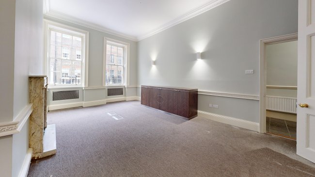 9 John Street, Clerkenwell, London WC1N 2ES 8