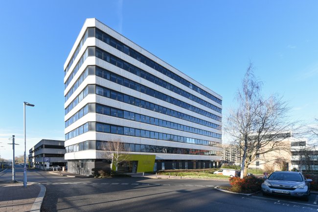 One Station Square, Bracknell, RG12 1QN 1