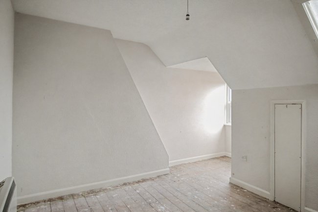 Flats 1-5, 15 Scarborough Avenue, Skegness PE25 2SZ 10