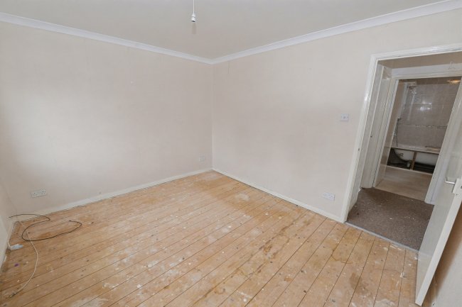 20 Poolside Close, Banbury, Oxfordshire, OX16 0BL 7