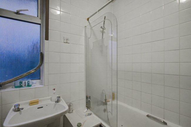 119 All Souls Avenue, Kensal Rise, London NW10 3AT 9